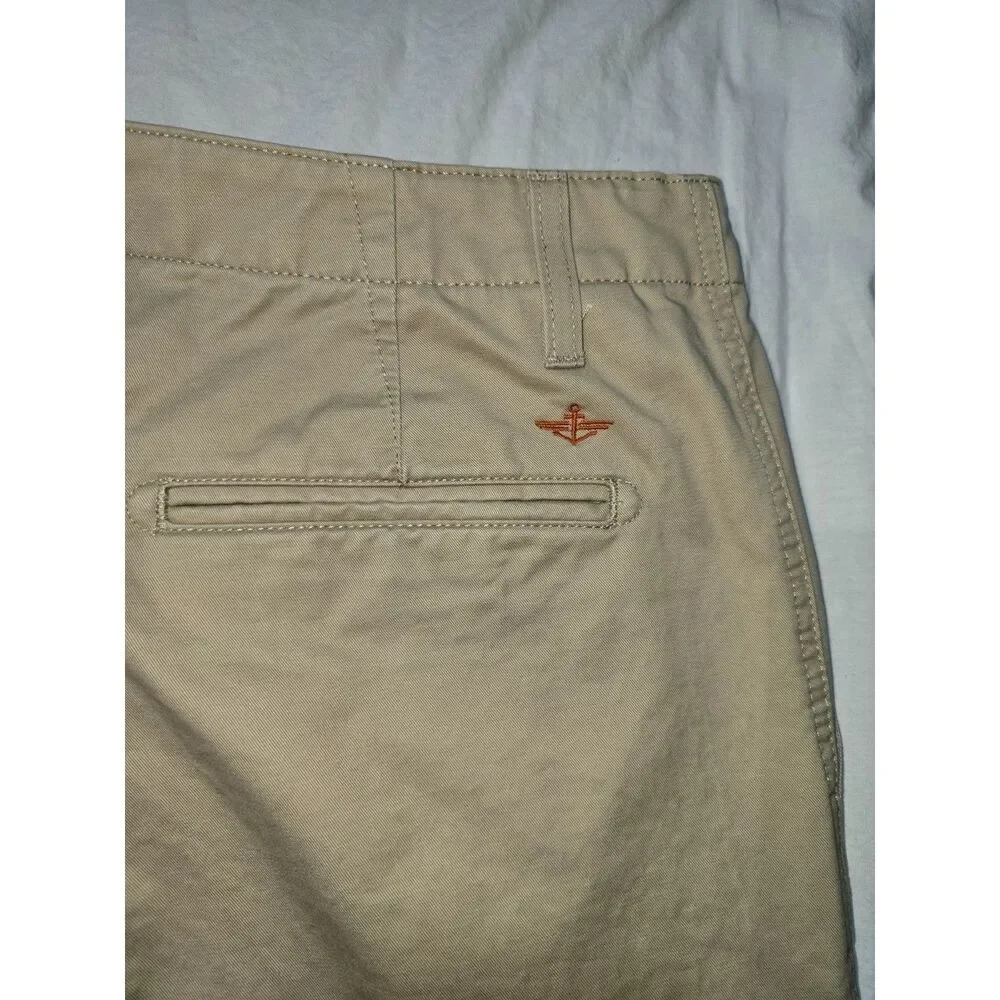 Dockers Size 38 x 29 Men's Khakis NWOT - 37